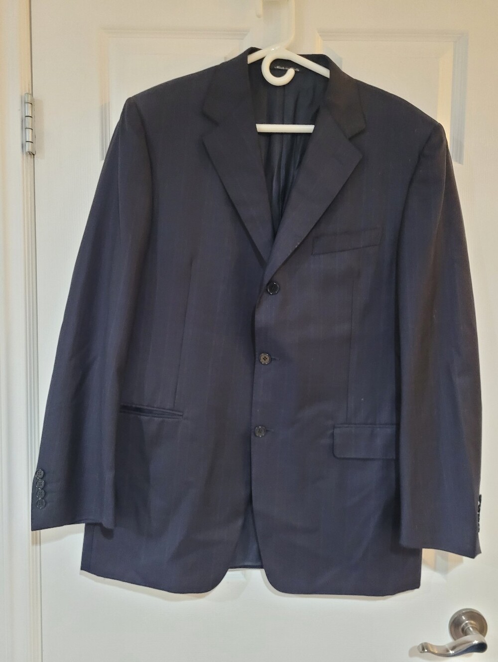 Canali Classic Men's Size 40 Navy Blue Blazer - Tailored Three-Button Jacket